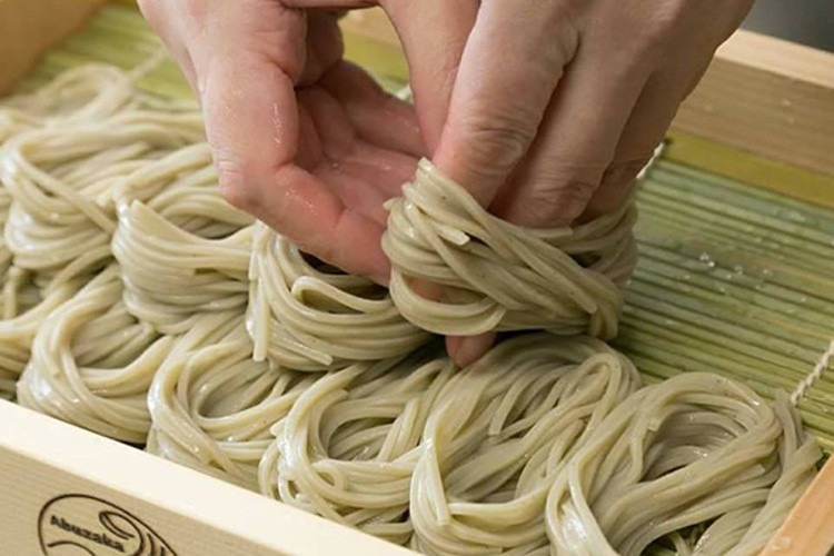 へぎそばの名店 そばの郷 Abuzaka Qlip Japan Travel Tour Concierge